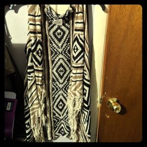 5/$10 🥰Boho kimono